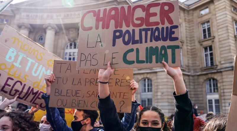 Assemblées citoyennes sur le climat : un bilan mitigé pour les jeunes militants