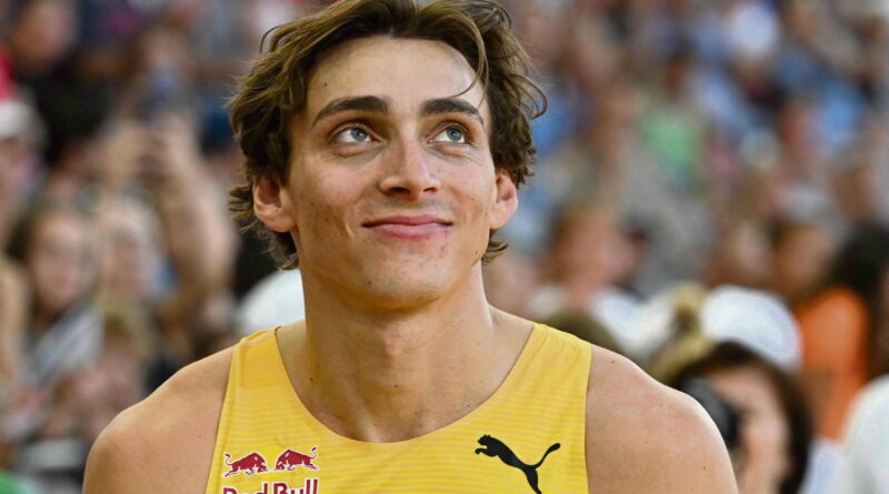 Athlétisme : Armand Duplantis bat ses propres records du monde, centimètre par centimètre - L'Humanité