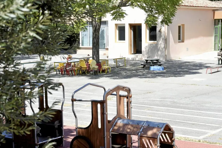 Atsem accusée de viols et d'agressions sexuelles sur des enfants de maternelle : "On se sent complètement abandonnés", les parents d'élèves en colère avant la rentrée