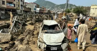 Au Pakistan, la mousson fait plus de 340 morts en 48 heures, les secours cherchent les corps ensevelis