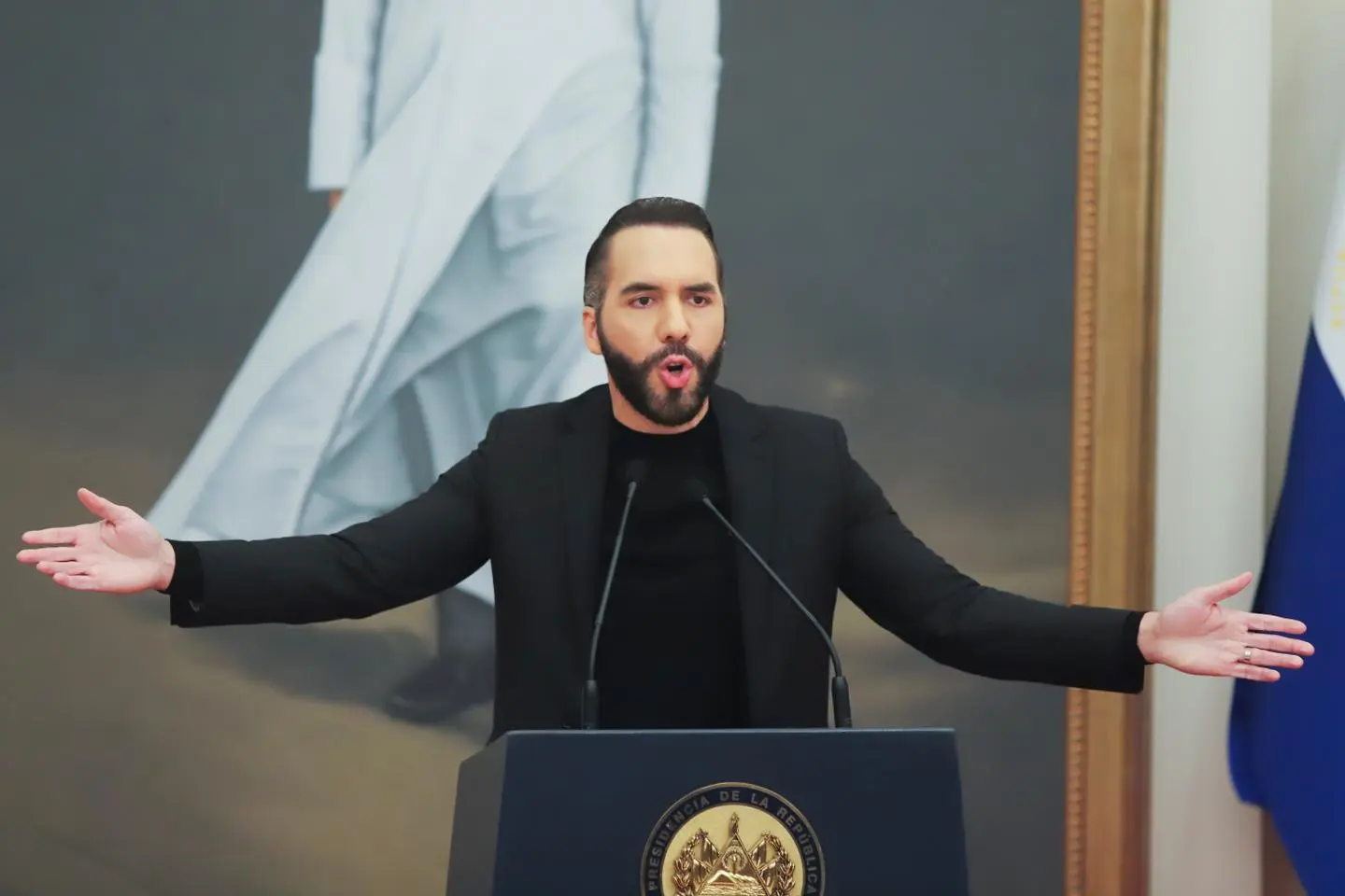 Au Salvador, une réforme constitutionnelle permet à Nayib Bukele de briguer un nombre illimité de mandats présidentiels