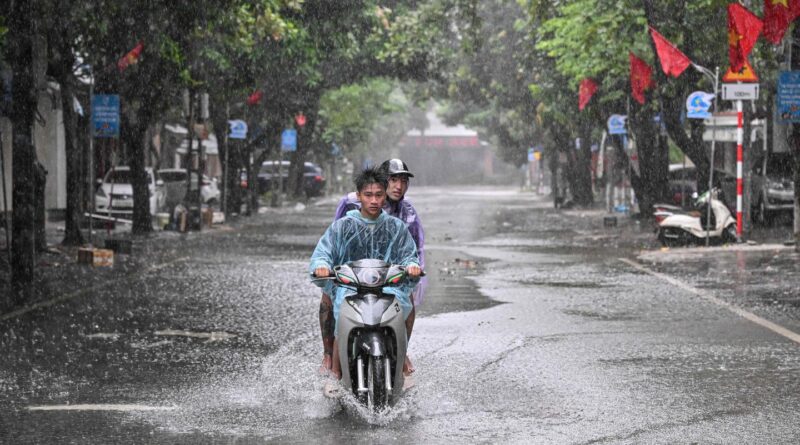 Au Vietnam, le typhon Kajiki a atteint les côtes ; plusieurs dizaines de milliers de personnes évacuées