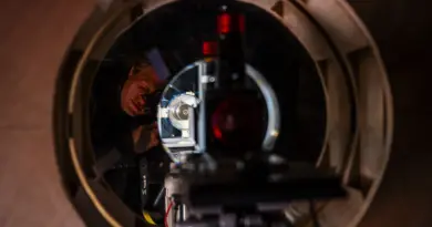 Au cœur de Paris, Aldoria fabrique des télescopes pour protéger les satellites des débris spatiaux