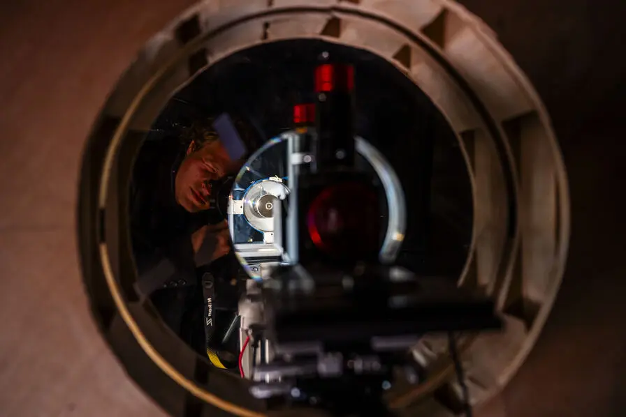 Au cœur de Paris, Aldoria fabrique des télescopes pour protéger les satellites des débris spatiaux