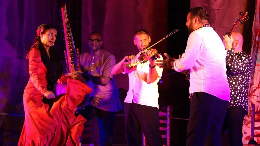 Au festival FlamencA à Arles, la kora mandingue et le violon tzigane entrent dans la danse