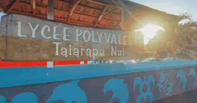 Au lycée Taiarapu Nui, la nouvelle pointeuse fait débat