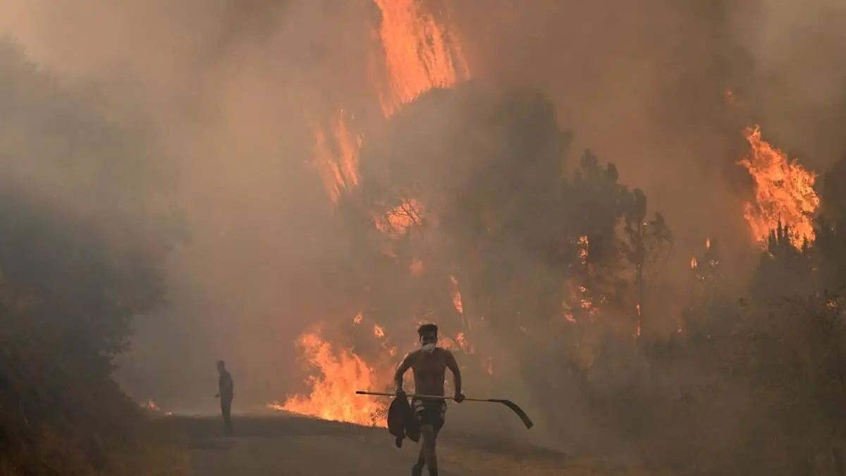 Au moins une trentaine d'arrestations liées aux incendies en Espagne