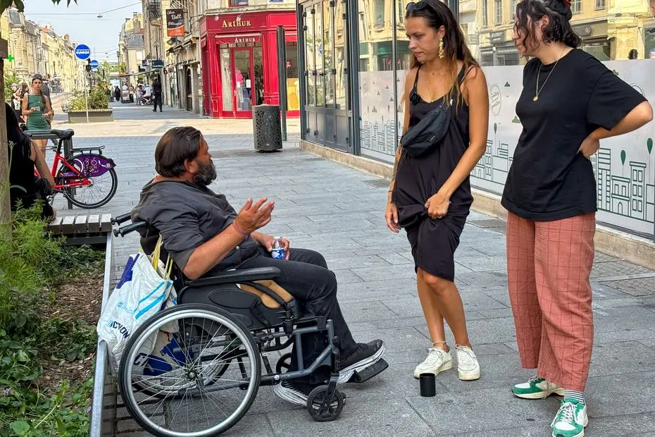 "Avec la météo extrême, c’est encore plus difficile", en pleine vague de canicule, des sans-abri témoignent