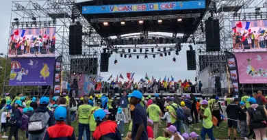 Avec le Secours Populaire, la journée inoubliable de plus de 1000 enfants bourguignons à Paris - ici