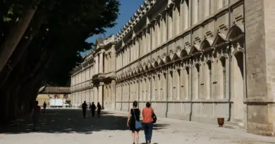 Avignon dans le top 20 des villes les plus chères de France pour les étudiants (hors région parisienne) - ici