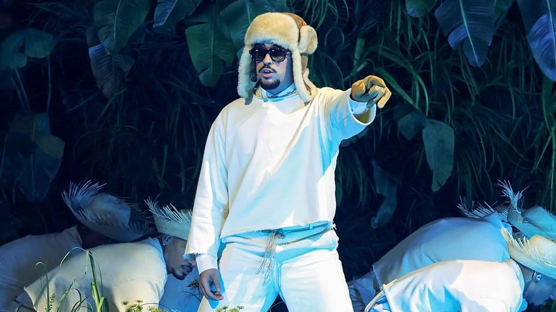 Bad Bunny provoque un véritable boom sur Tinder : comment le chanteur a transformé les relations amoureuses - RTBF Actus