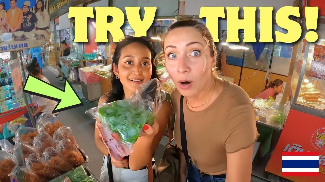 Bangkok STREET FOOD I've never had before !!! Must try Thai food 🇹🇭