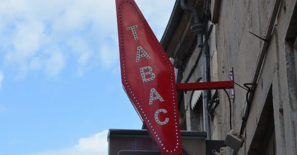 Besançon : le préfet du Doubs prononce la fermeture administrative d’un tabac-presse pour détention et usage de stupéfiants