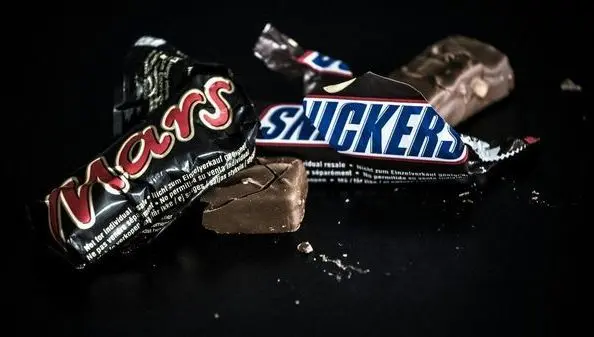 Bientôt du cacao génétiquement modifié dans les barres chocolatées ?