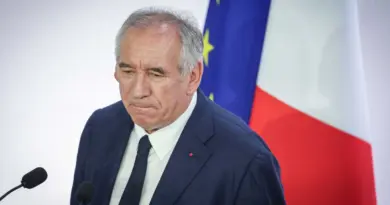 Budget : François Bayrou peine à convaincre la CFDT