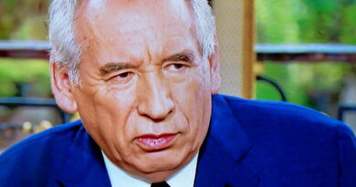 Budget, vote de confiance… Ce qu’il faut retenir de l’interview de François Bayrou