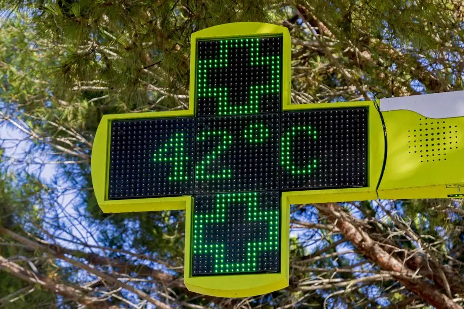 CARTE canicule. "Des températures exceptionnelles", 43,4°C dans l'Aude, 42,2°C dans l'Hérault, 41,8°C dans le Gard : le mercure s'enflamme avec des records