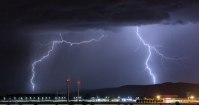 CARTES. Risque d'orages et d'inondations : quinze départements de l'Est et du Sud-Est placés en vigilance orange entre dimanche et lundi