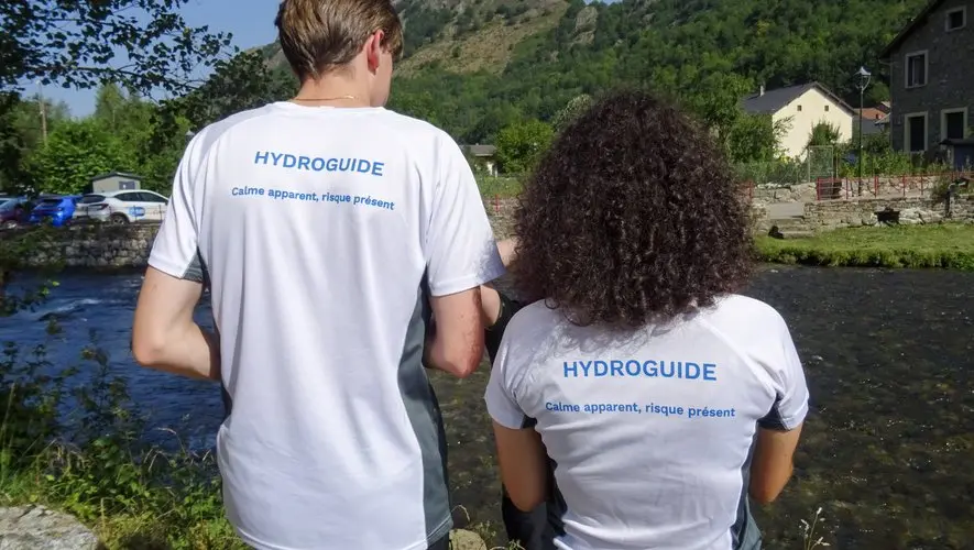"Calme apparent, risque présent" : entre nature idyllique et danger caché, les hydroguides d’EDF se mobilisent pour sensibiliser les usagers des rivières