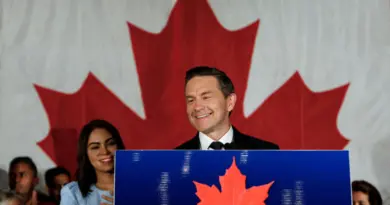 Canada: après une première défaite, le chef des conservateurs Pierre Poilievre réélu au Parlement