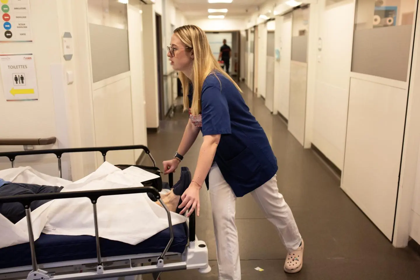 Canicule en France : presque 300 passages quotidiens aux urgences au pic de la chaleur en août