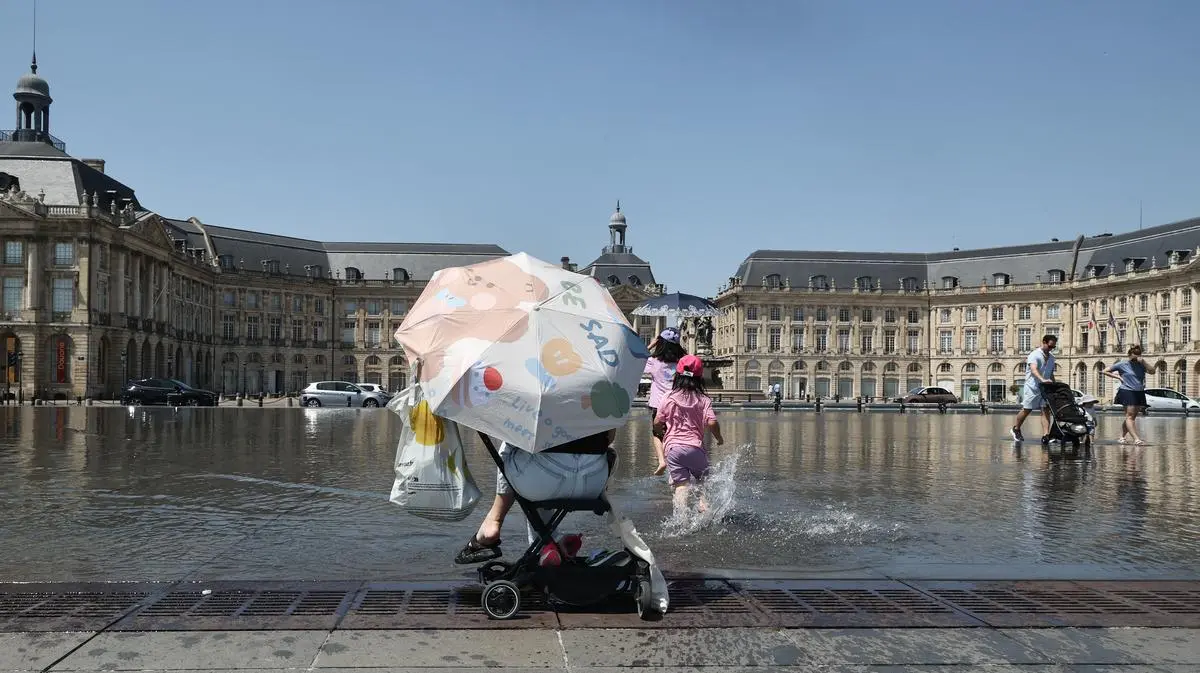 Canicule en Gironde : après des records absolus lundi, les températures suffocantes continuent, jusqu’à 40 °C ce mardi