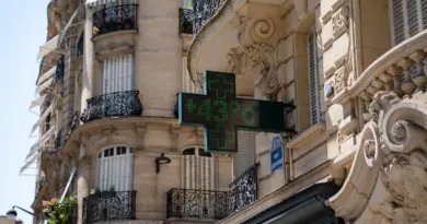 Canicule : la vague de chaleur décline, sept départements restent en vigilance orange