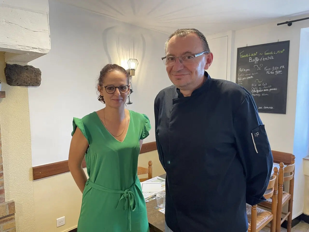 « Ce lieu apporte de la vie » : en Mayenne, ce village retrouve son bar-restaurant