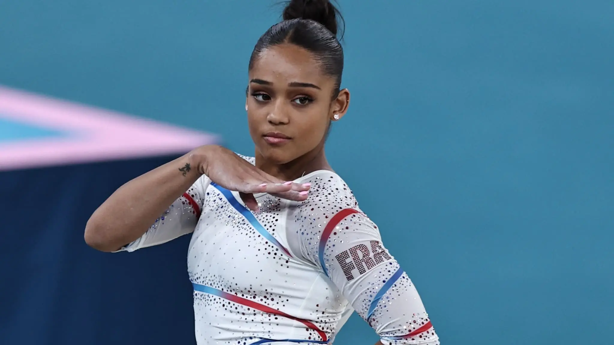 "Ce n’est toujours pas digéré, mais j’ai fait le choix d’aller mieux", Mélanie De Jesus Dos Santos se confie un an après sa désillusion aux JO de Paris 2024