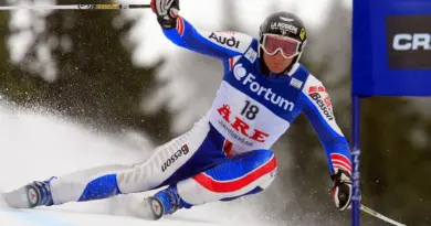 "Ce que j'ai fait est impardonnable" : mis en cause par douze femmes pour des violences sexuelles, l'ex-skieur Joël Chenal présente ses excuses