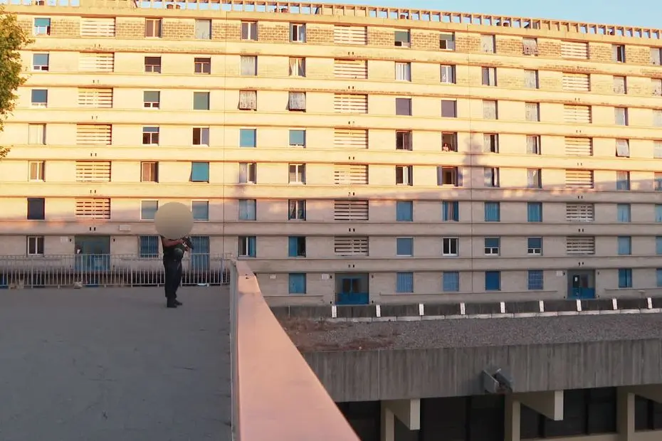 "Cela a éliminé beaucoup de gens problématiques", le couvre-feu pour les moins de 16 ans prolongé de 2 semaines à Nîmes