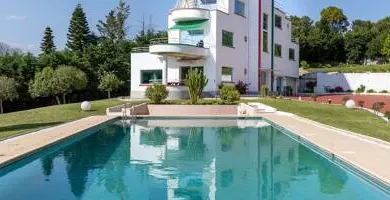 Ces cinq villas de célébrités sont à vendre sur la Côte d'Azur