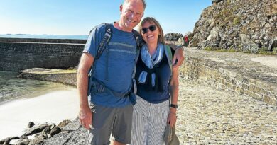 « C’est l’année des Allemands à Ouessant » : ils sont de passage sur l’île… grâce au commissaire Dupin !