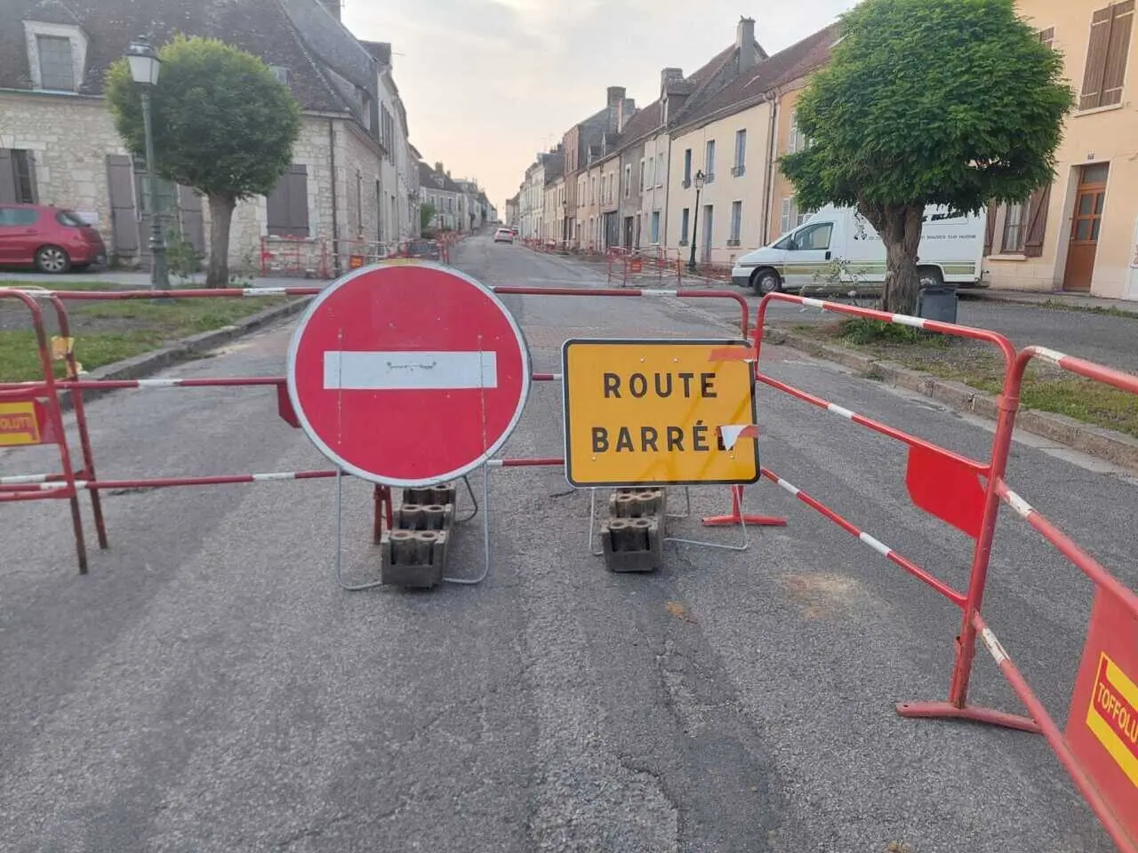 « C'est le désert, on ne voit personne » : quand les travaux crispent les commerçants de ce village de l'Orne