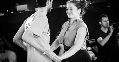 Angela Belze est professeure de danse, et depuis peu se frotte aux compétitions.
