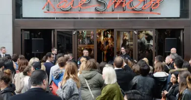 Cette enseigne culte des années 2000 fait un retour remarqué en seconde main - Elle