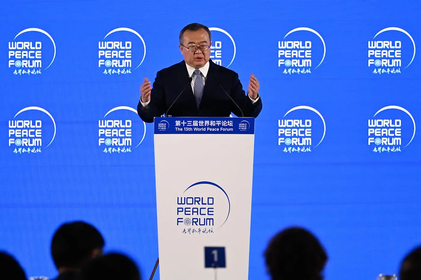 Chine : après l’armée, le leader Xi Jinping purge sa diplomatie