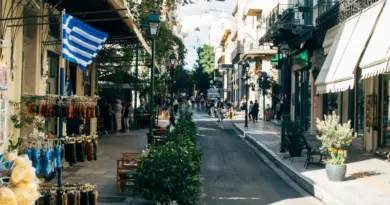 Comment les investisseurs chinois ont bouleversé le centre-ville d’Athènes