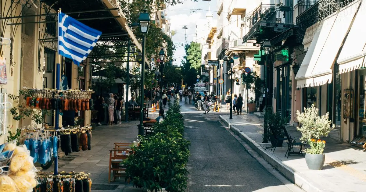Comment les investisseurs chinois ont bouleversé le centre-ville d’Athènes