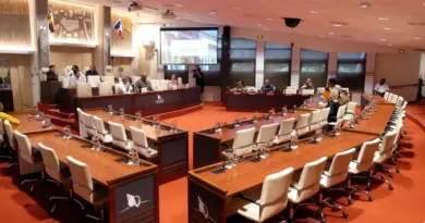 Congrès : faute d’élus, la séance de questions au gouvernement annulée