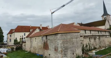 Côte-d'Or : une pétition lancée pour sauver le nom du Château de Gilly-lès-Cîteaux - ici