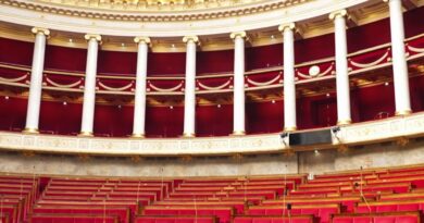 Crise politique : la France se retrouvera-t-elle à nouveau sans budget ?