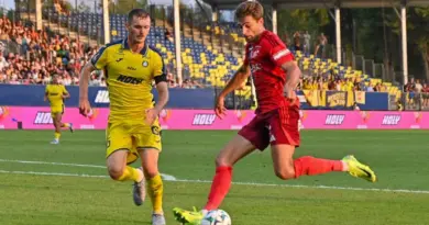 DIRECT – Ligue 2 : suivez Pau FC / Reims en intégralité - ici