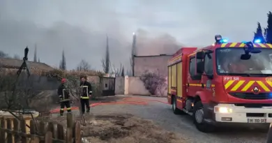 Dans l’Aude, un incendie "d'une ampleur inédite" ravage plus de 16 000 hectares