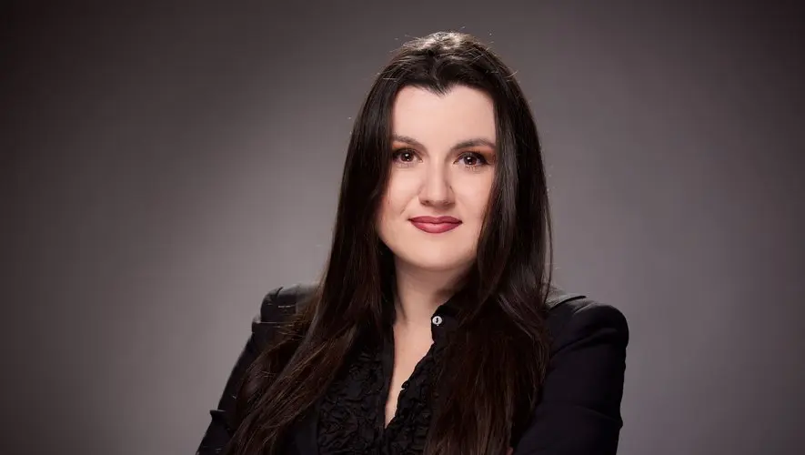De Sète à la Silicon Valley : qui est Fidji Simo, cette fille de pêcheur qui devient la numéro deux du géant mondial OpenAI ?