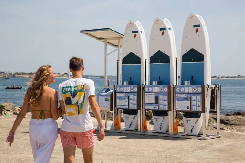 Découvrez Nautic Lib : des supports nautiques en libre service · Région Bretagne