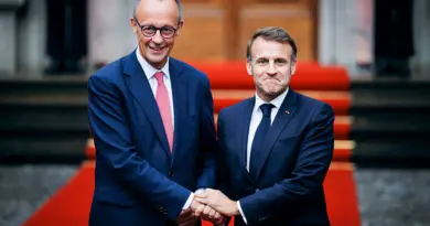Défense aérienne : la France et l’Allemagne au point mort dans le programme FCAS - Euractiv FR