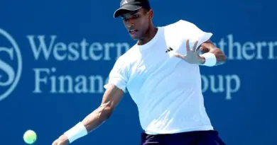 Demande d'annulation de l'affrontement contre l'Israël en Coupe Davis: «Si je me présente en politique, je vous ferai signe» - Félix Auger-Aliassime - TVA Sports