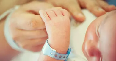 Dépistage de maladies chez les bébés : les nouvelles pathologies détectées à partir du 1er septembre 2025