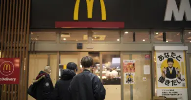 Des cartes Pokémon dans les menus Happy Meal : la campagne de McDonald’s au Japon tourne au fiasco
